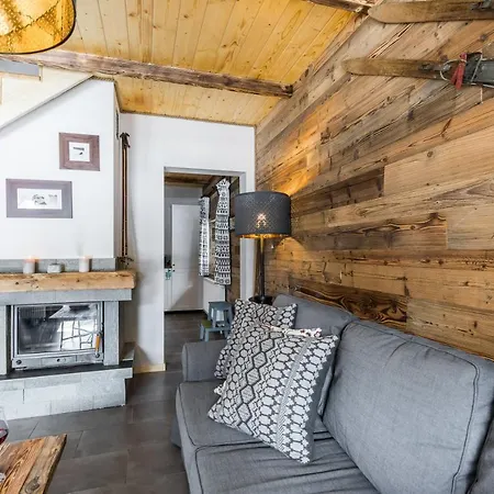 Mountain Shelter Ch41 *