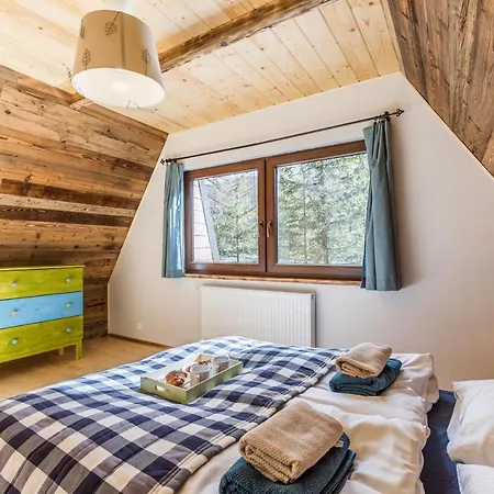 Mountain Shelter Ch41 *