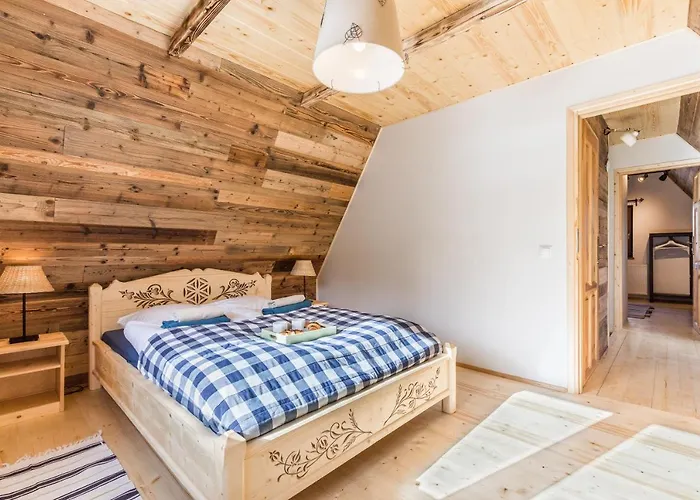 Mountain Shelter Ch41 샬레